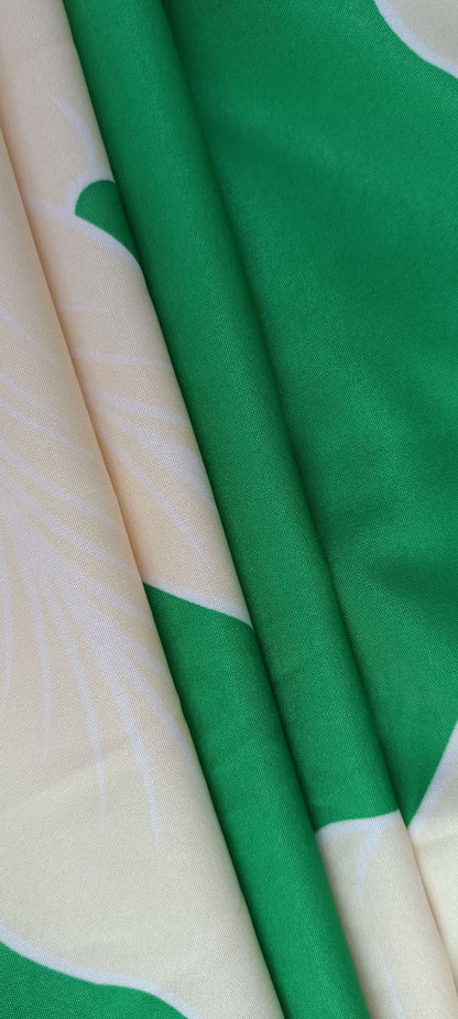 Robe chemisier taille haute à manches courtes et revers imprimés