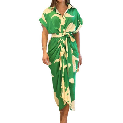 Robe chemisier taille haute à manches courtes et revers imprimés