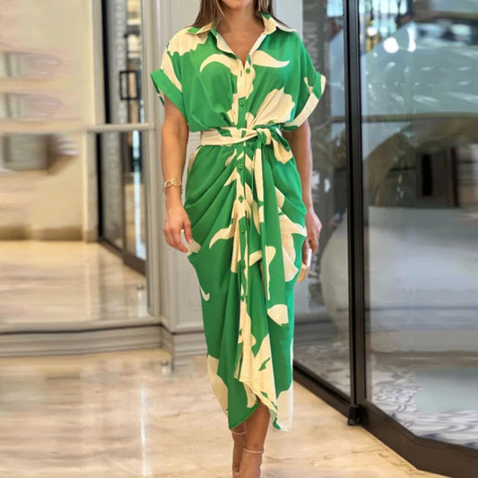 Robe chemisier taille haute à manches courtes et revers imprimés